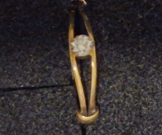 Anillo vintage. Oro 18k y diamante natural 0,18ct