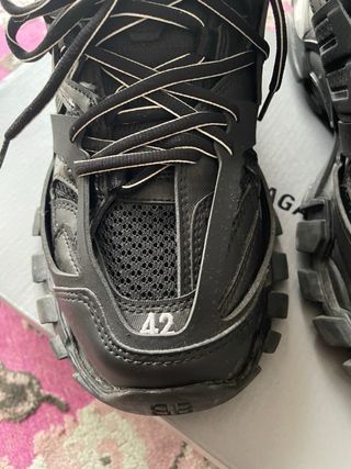 Balenciaga Track Led Sneakers Negras y Plateadas