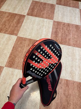 Pala adidas ROCPRO CTRL Y PALA BULLPADEL INDIGA W