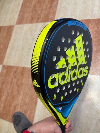 Pala adidas ROCPRO CTRL Y PALA BULLPADEL INDIGA W