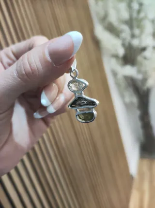 Moldavita,campo de cielo y cuarzo diamante herkime