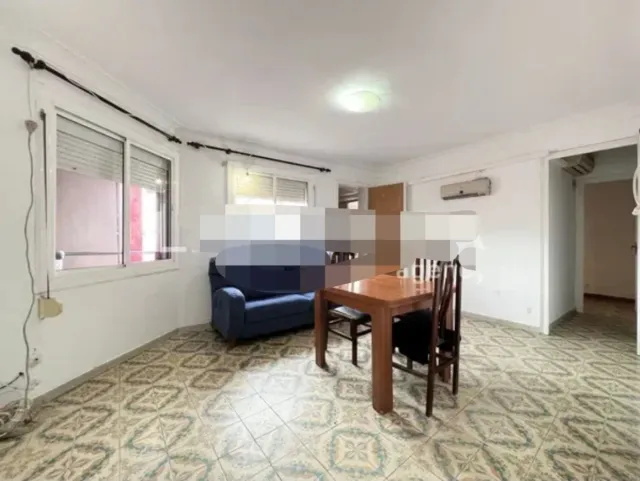 Ático en venta en La Salut, Badalona. Oportunidad