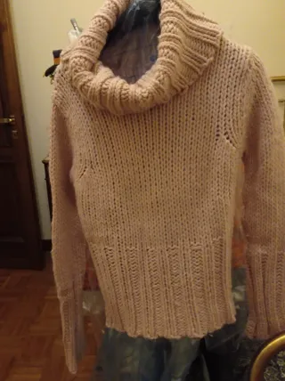 Maglione dolcevita rosa antico taglia 44