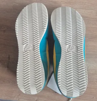 Zapatillas Nike Cortez. Nuevas con Caja.