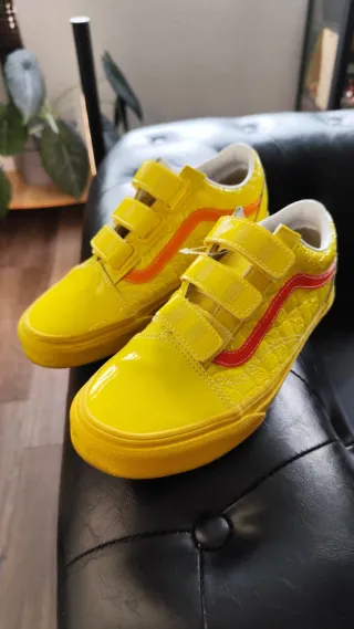 Vans Haribo