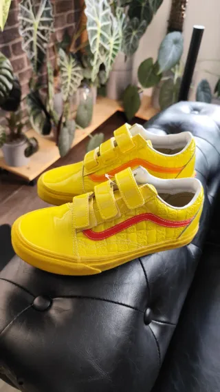 Vans Haribo