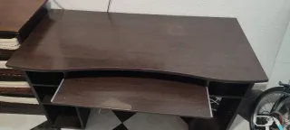 Escritorio, con soporte .