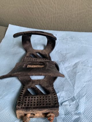 Ganchos para pedais de bicicleta