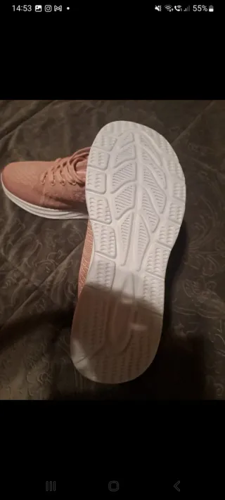 Zapatillas deportivas rosas y blancas Sin marca