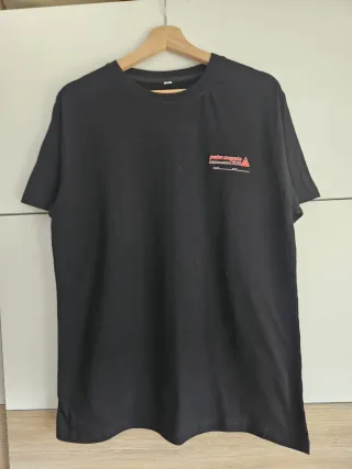 Lote 3 Camisetas Son talla XXL pero muy justas.