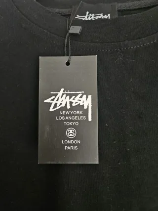 Lote 3 Camisetas Son talla XXL pero muy justas.