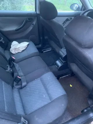 SEAT Toledo bien mantenido 2003