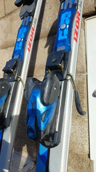 Esquís Atomic Izor 7.5 177cm