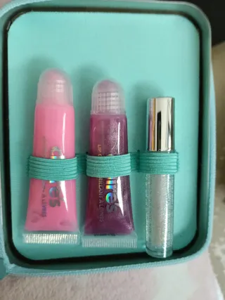 Cajita de maquillaje con abalorios