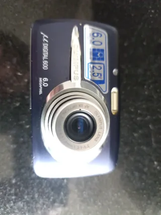 Cámara Digital Olympus Stylus 600 Azul