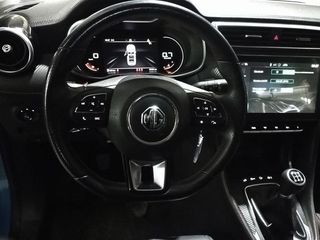 MG ZS Luxury