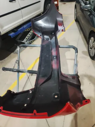 Paragolpes Trasero SEAT Ibiza Rojo