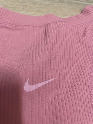 Top Nike Rosa Talla XS