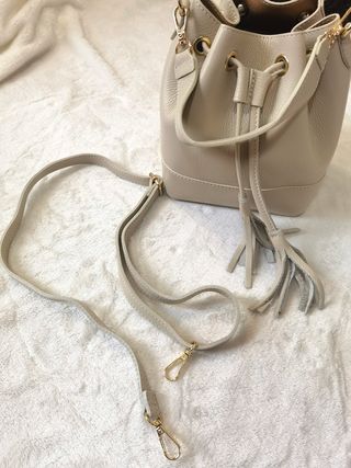 Bolsa de cubo con asa para mujer piel auténtica