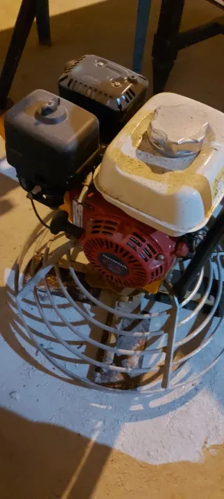 Pulidora de hormigón con motor