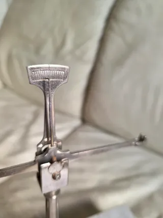 Balanza de precisión vintage antigua