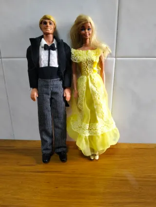 Barbie e Ken - Bonecos Clássicos