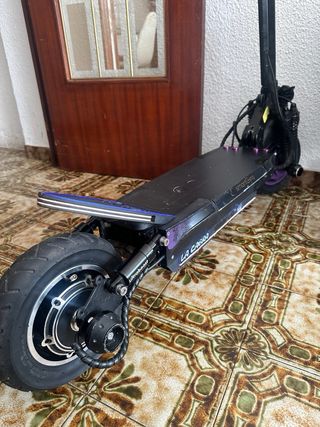 Patinete SmartGyro Pro Doble motor 52v20ah algo