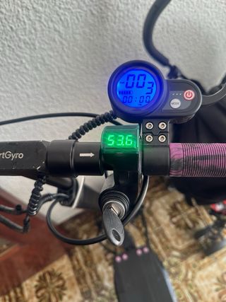 Patinete SmartGyro Pro Doble motor 52v20ah algo