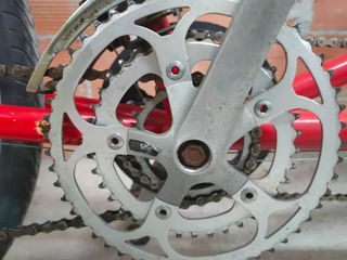 Bicicleta tándem roja