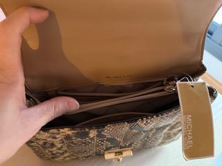 Bolso Michael Kors Piel Serpiente Dorado