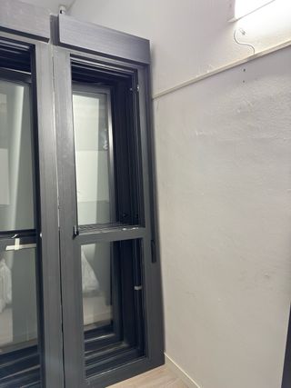 Balconeras Grises Dobles CON PERSIANA