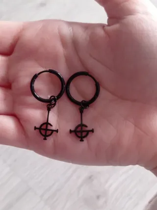 Pendientes Banda Ghost