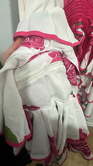 Traje Flamenca Hecho a Mano + Complementos