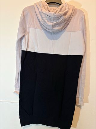 Felpa lunga Ellesse nera e rosa