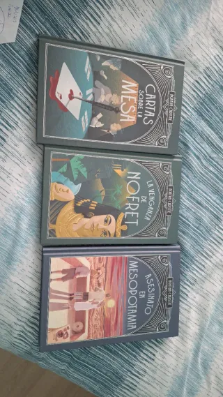Asesinato Mesopotàmia y 2 libros mas.Misterio