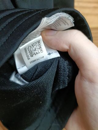 Sudadera Adidas Color Negro, Gris y Blanco Talla M