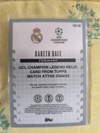 Lote 4 cromos fútbol con reliquia.