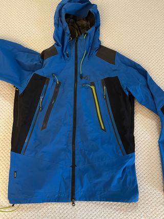 Chaqueta Millet Gore-Tex Azul y Negra L