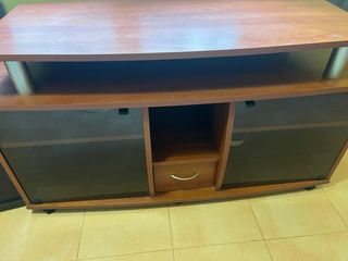 Mobile TV in legno e vetro