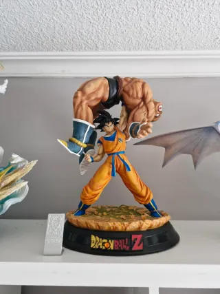 Figura Tsume Dragon Ball Z Goku vs Napa