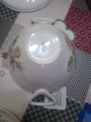 Sopera,10 platos y 2 bandejas vintage.sigloXX.