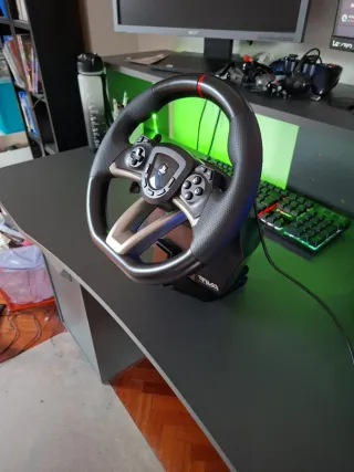 Volante con pedales Hori Racing Apex 3  NEGOCIABLE