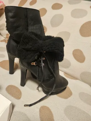 Stivaletti Moschino Cheap and Chic neri