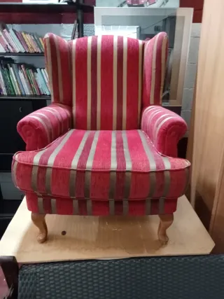 Sillón vintage rayas rojo y dorado