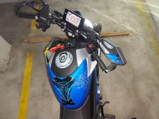 CF Moto 300 NK