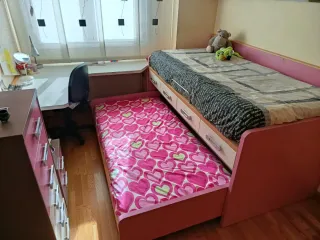 Habitación juvenil en muy buen estado