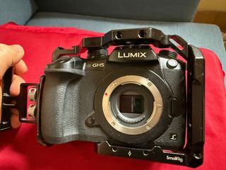 Lumix GH5  +  Accesorios