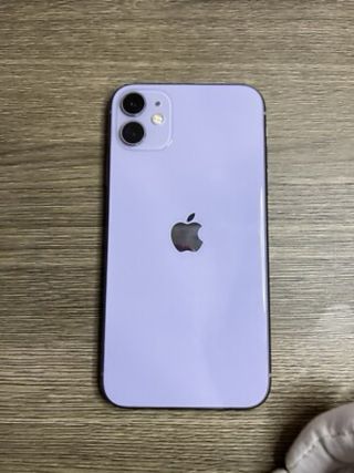 iPhone 11 Malva 64GB + Fundas sin caja ni cable