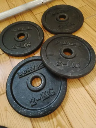 Kit Domyos: Barra, Mancuernas y Pesos