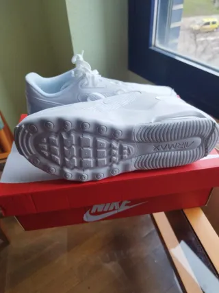 Nike Air Max Bolt Blancas Talla 39